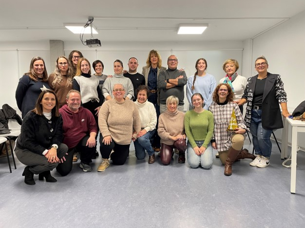 FINALIZA EL CURSO A1 DE LSE EN STA. CRUZ DE BEZANA CON ESTA FELICITACIÓN TAN ESPECIAL