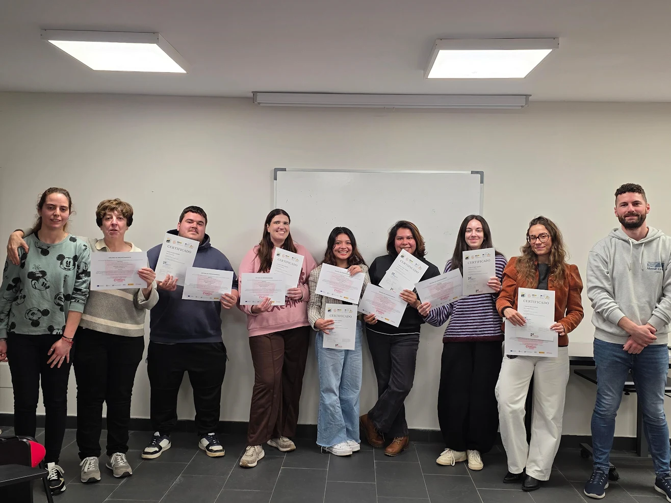 FINALIZA EL CURSO DE LENGUA DE SIGNOS A2 ORGANIZADO POR LA CÁMARA DE COMERCIO DE CANTABRIA E IMPARTIDO POR FESCAN